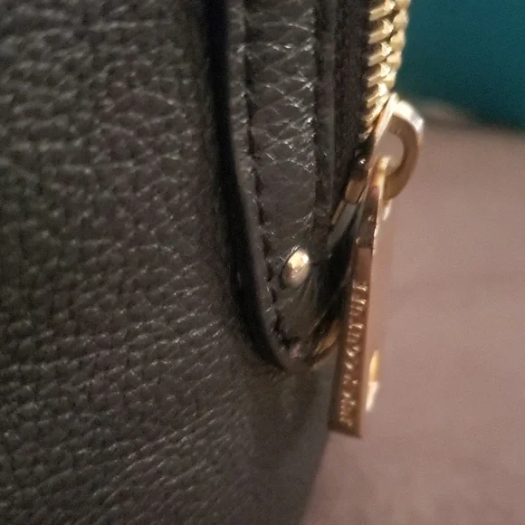 Authentic Juicy Couture L.A - Black Full Grain Deveo Soft Leather Hand Bag 👜 - Picture 6 of 7